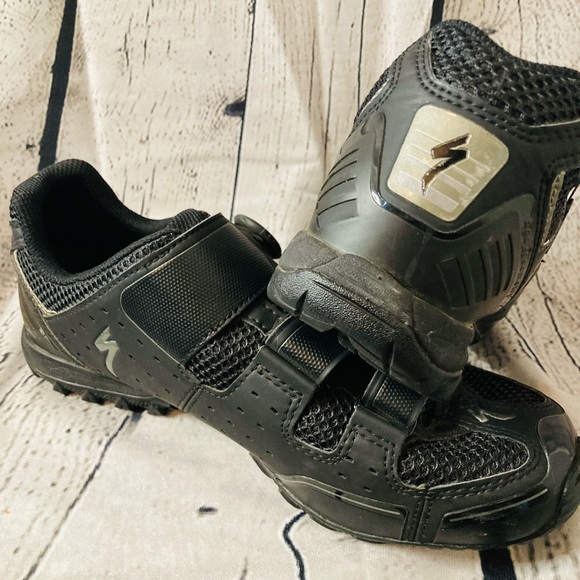 Specialized Black Rime Racing/Bike Shoes w/clip-in’s - Picture 2 of 5